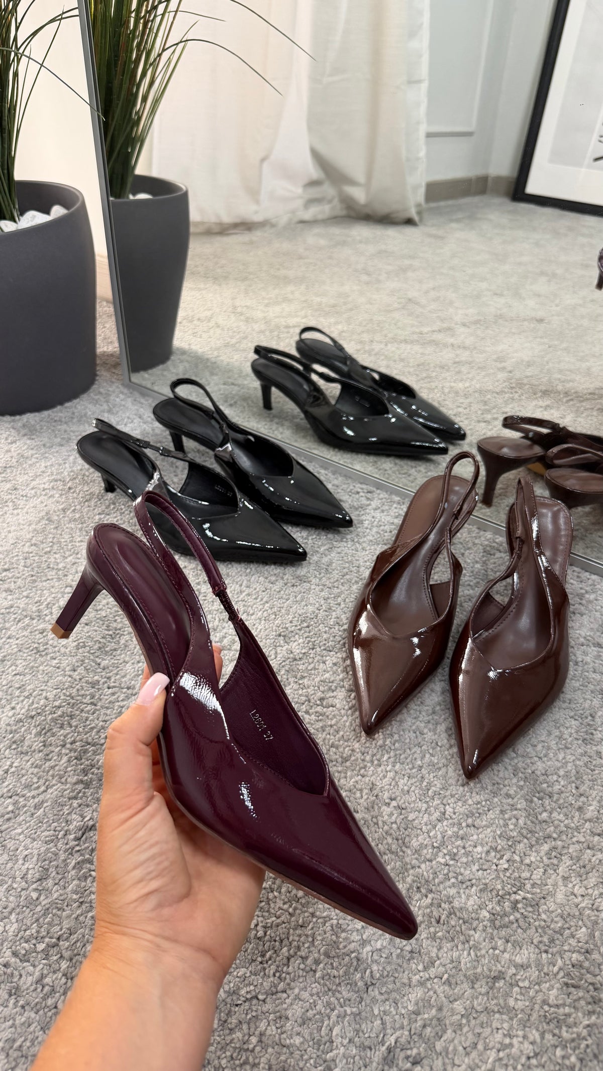 Slingback vernice