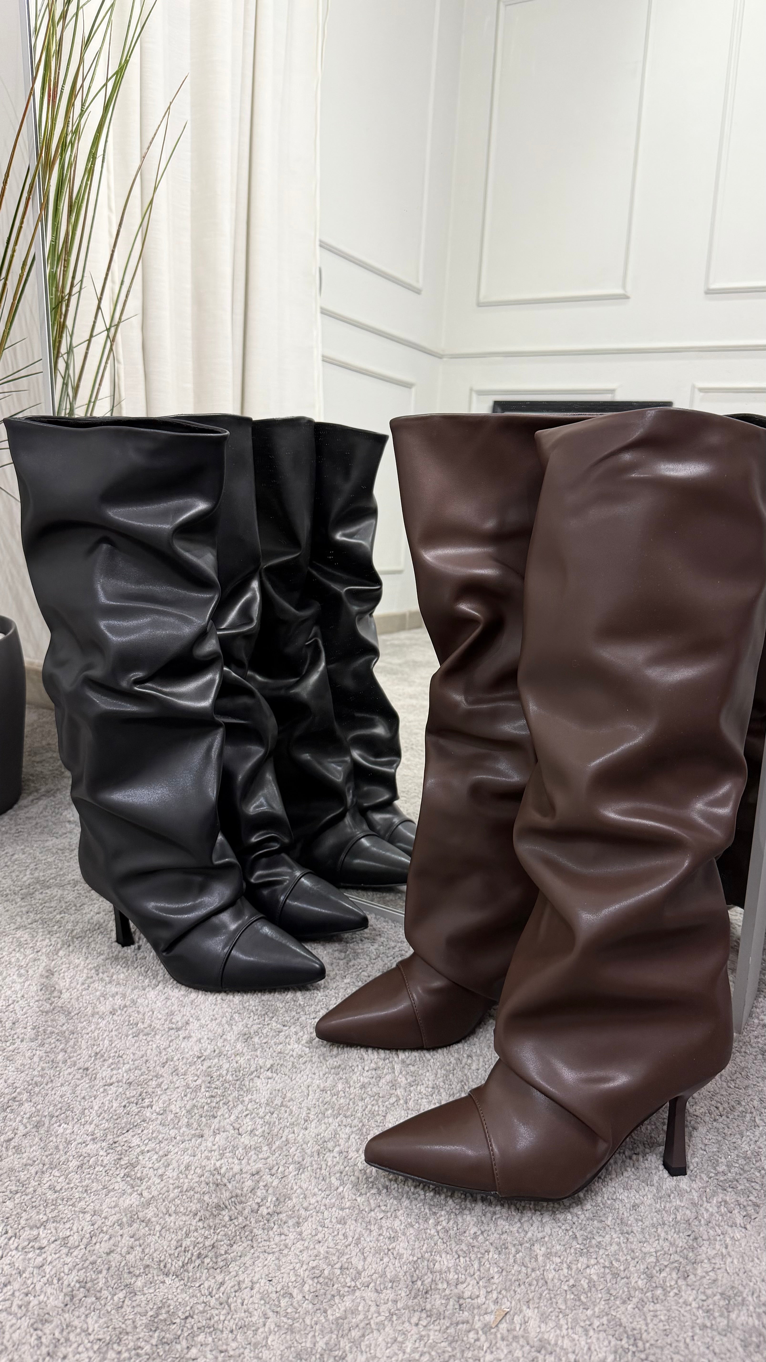 Stivale ecopelle gamba larga