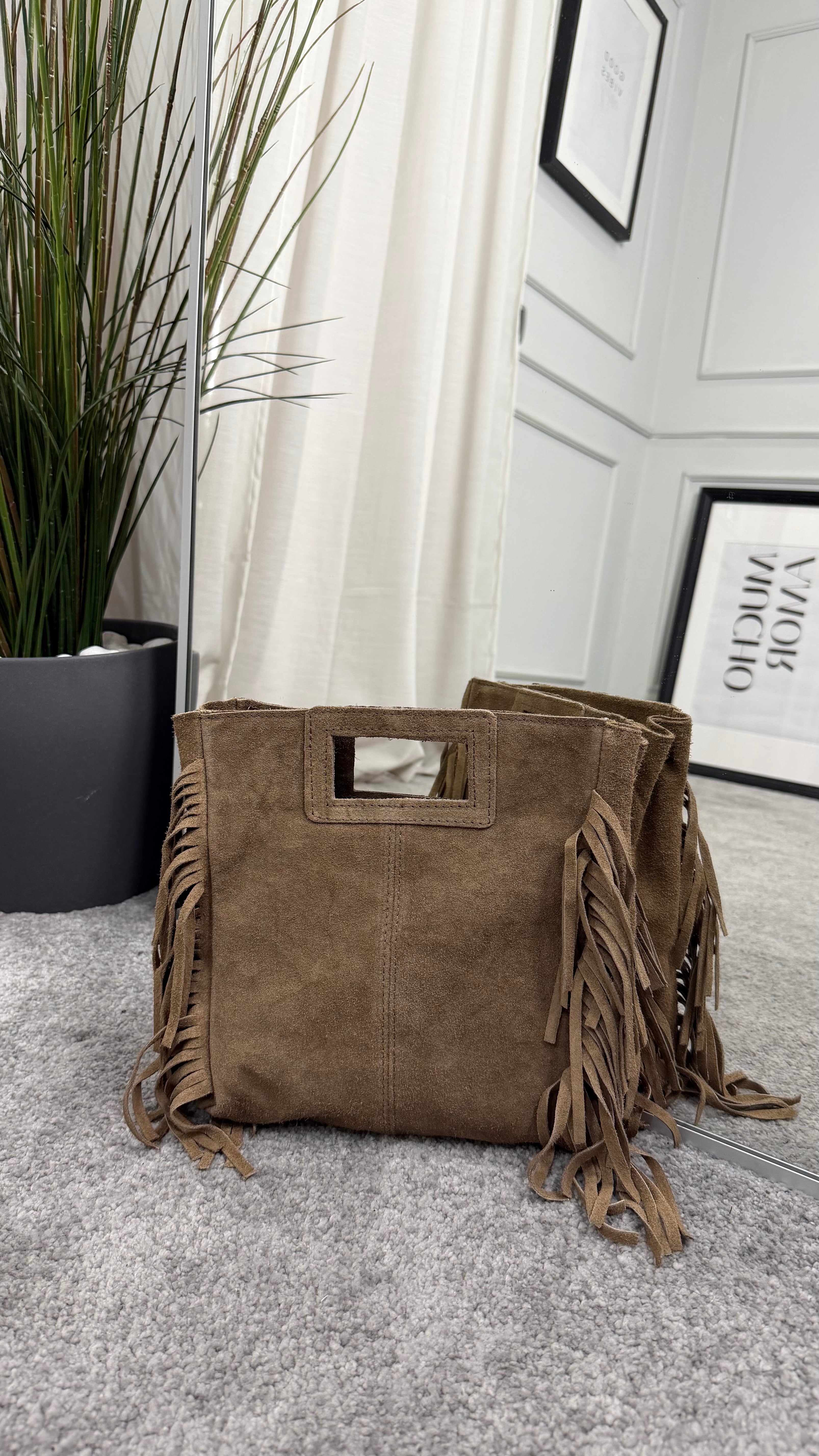 Bag scamosciata con frange