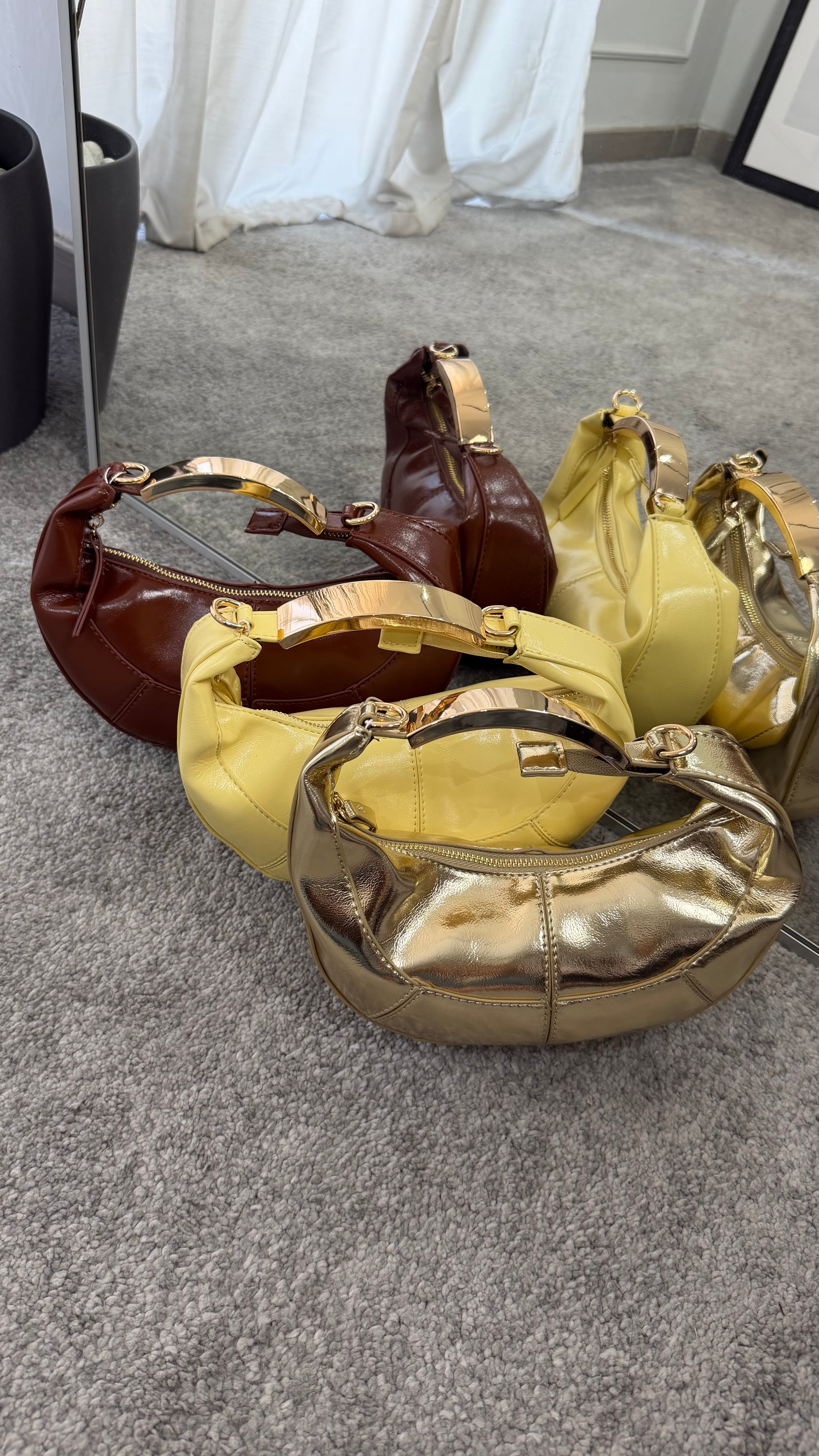 Bag moon