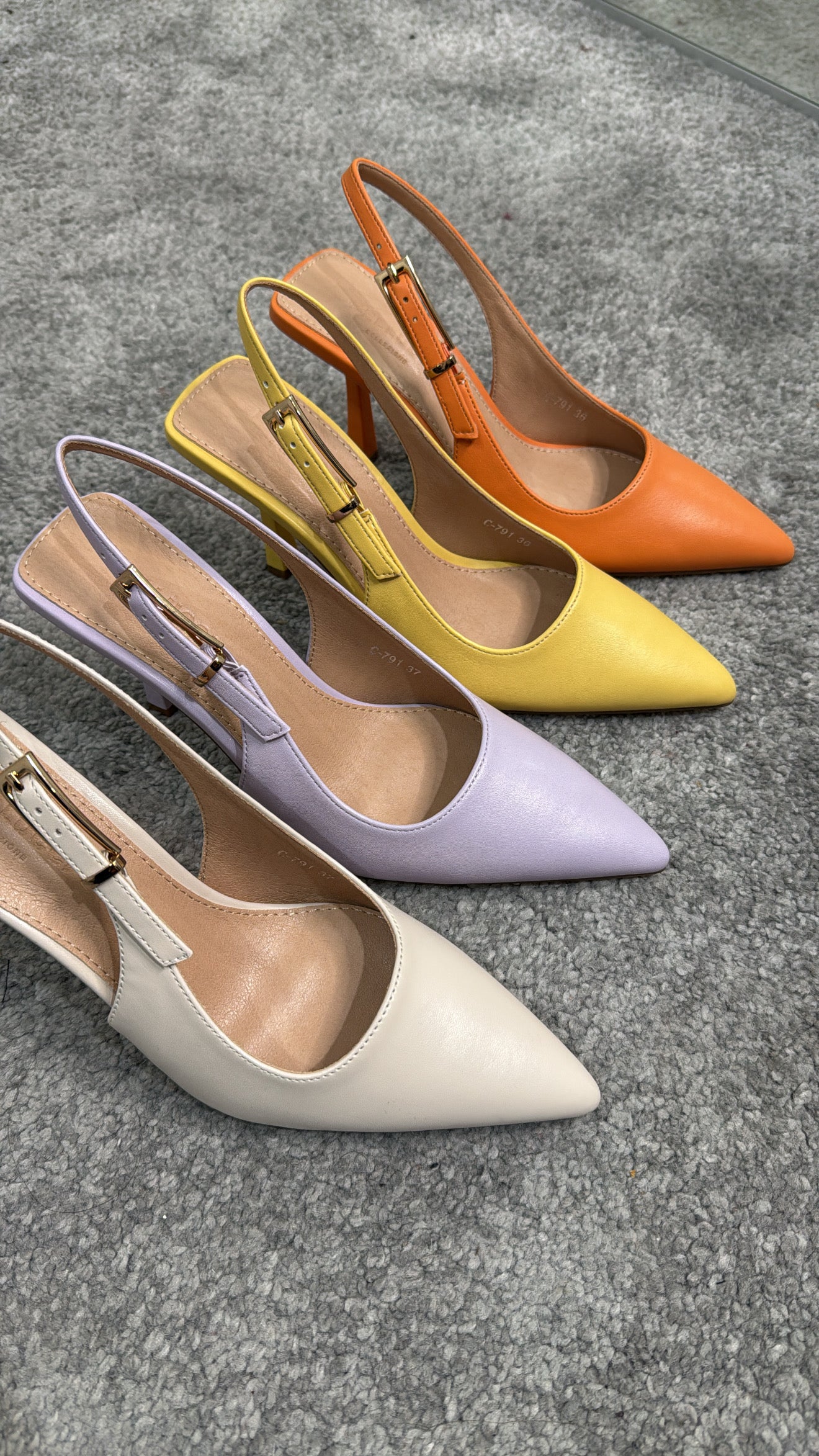 Slingback spring by Giel Store
