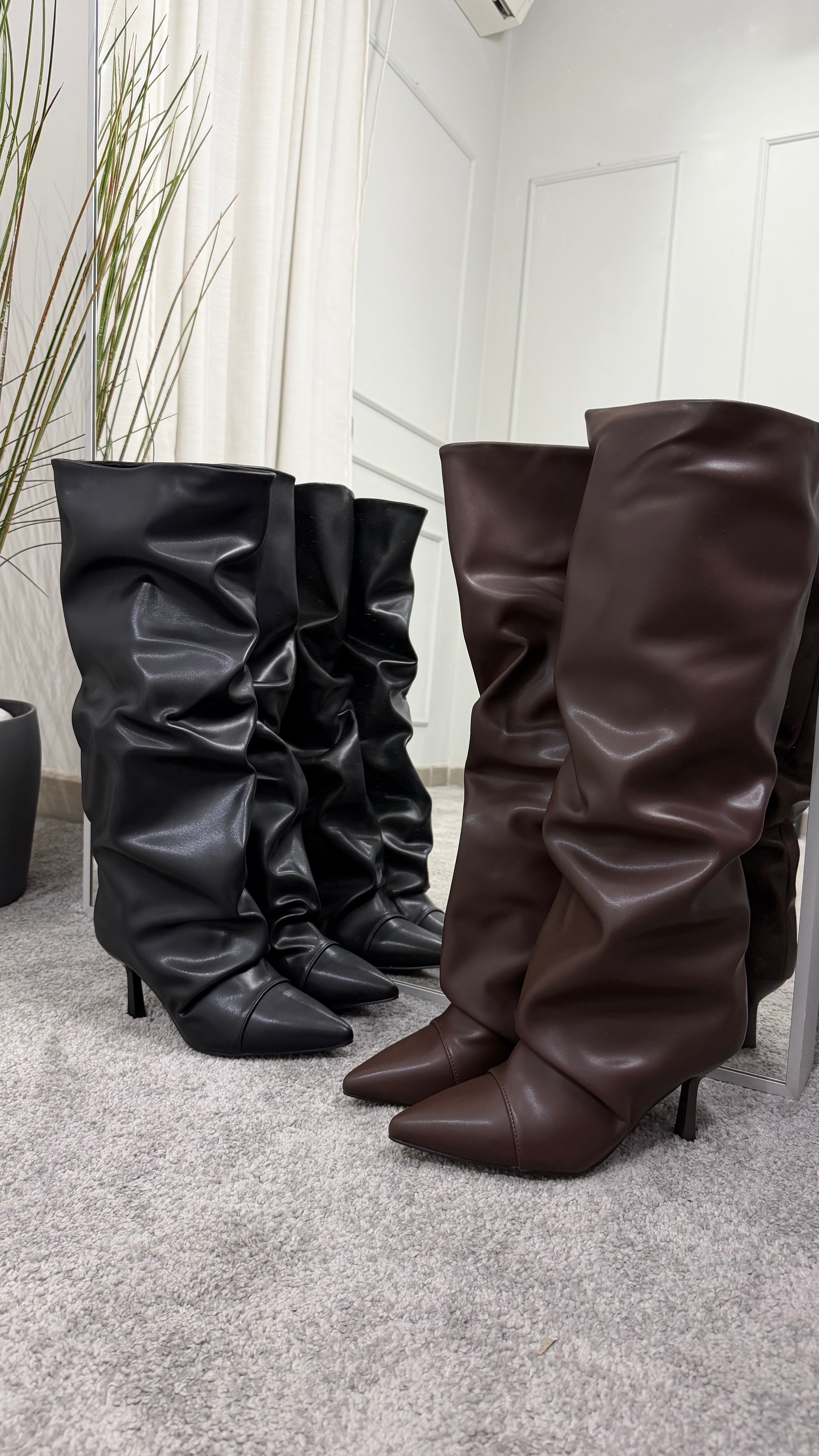 Stivale ecopelle gamba larga