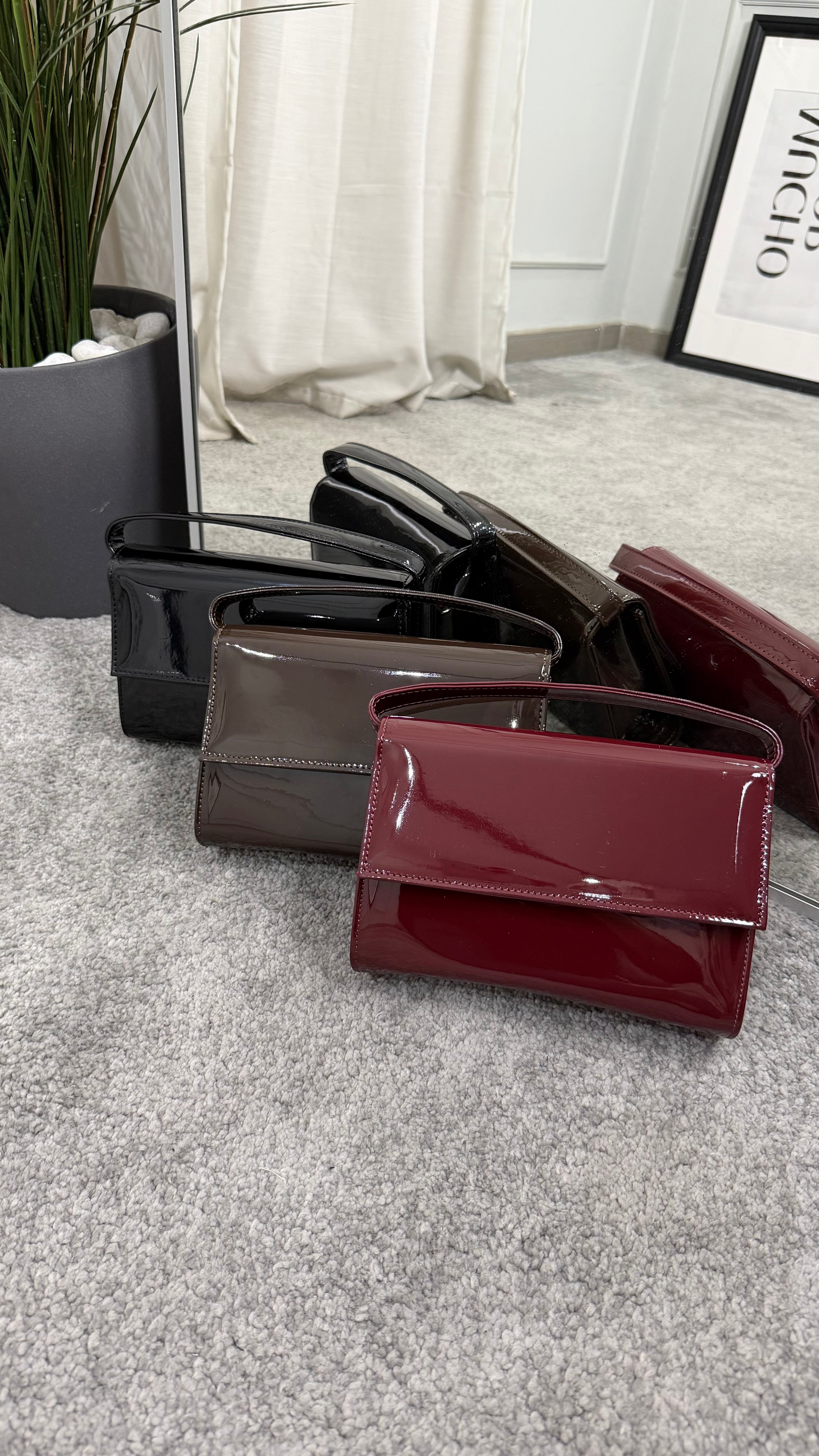Borsa a mano vernice
