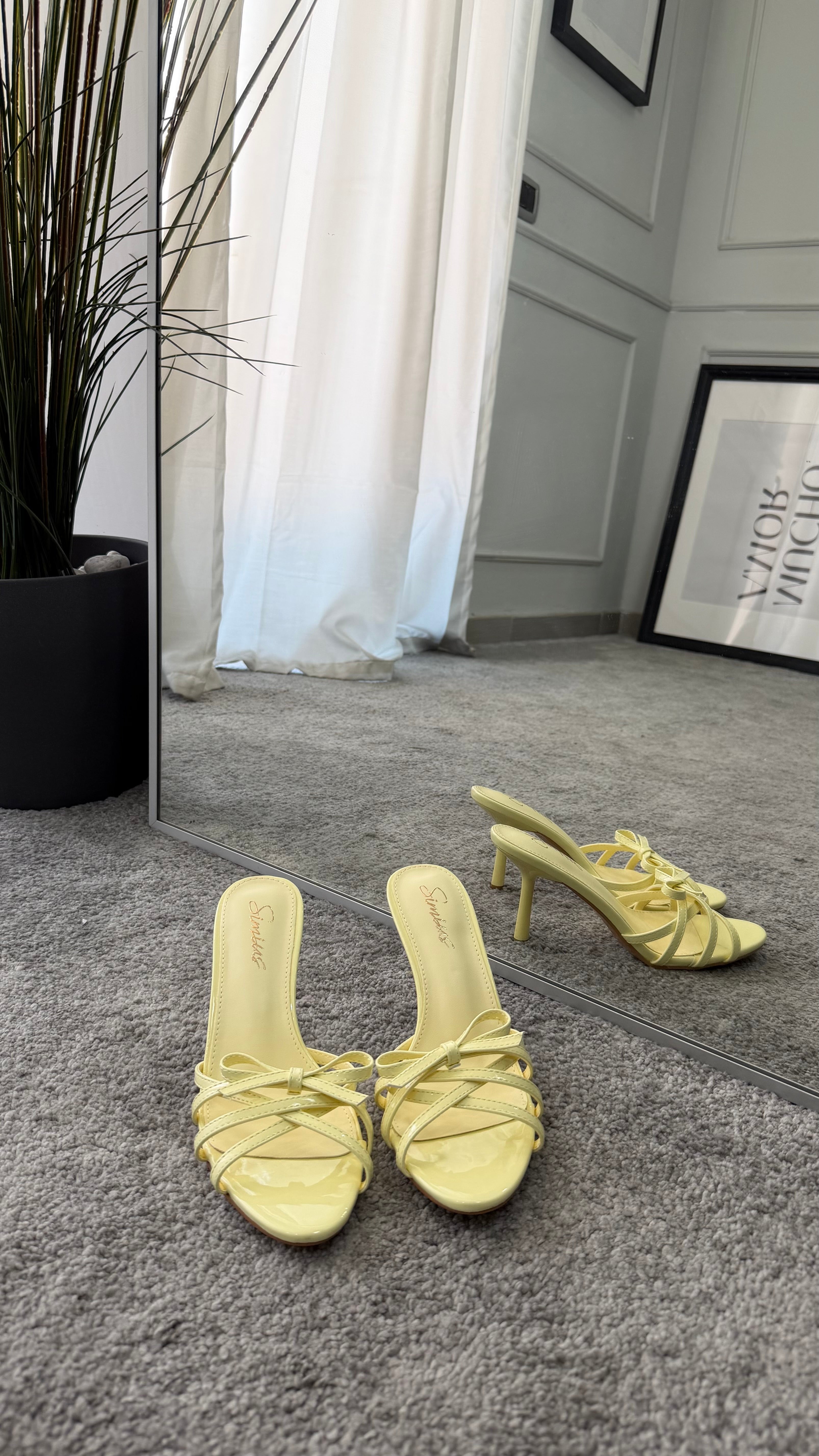 Mules fiocco giallo