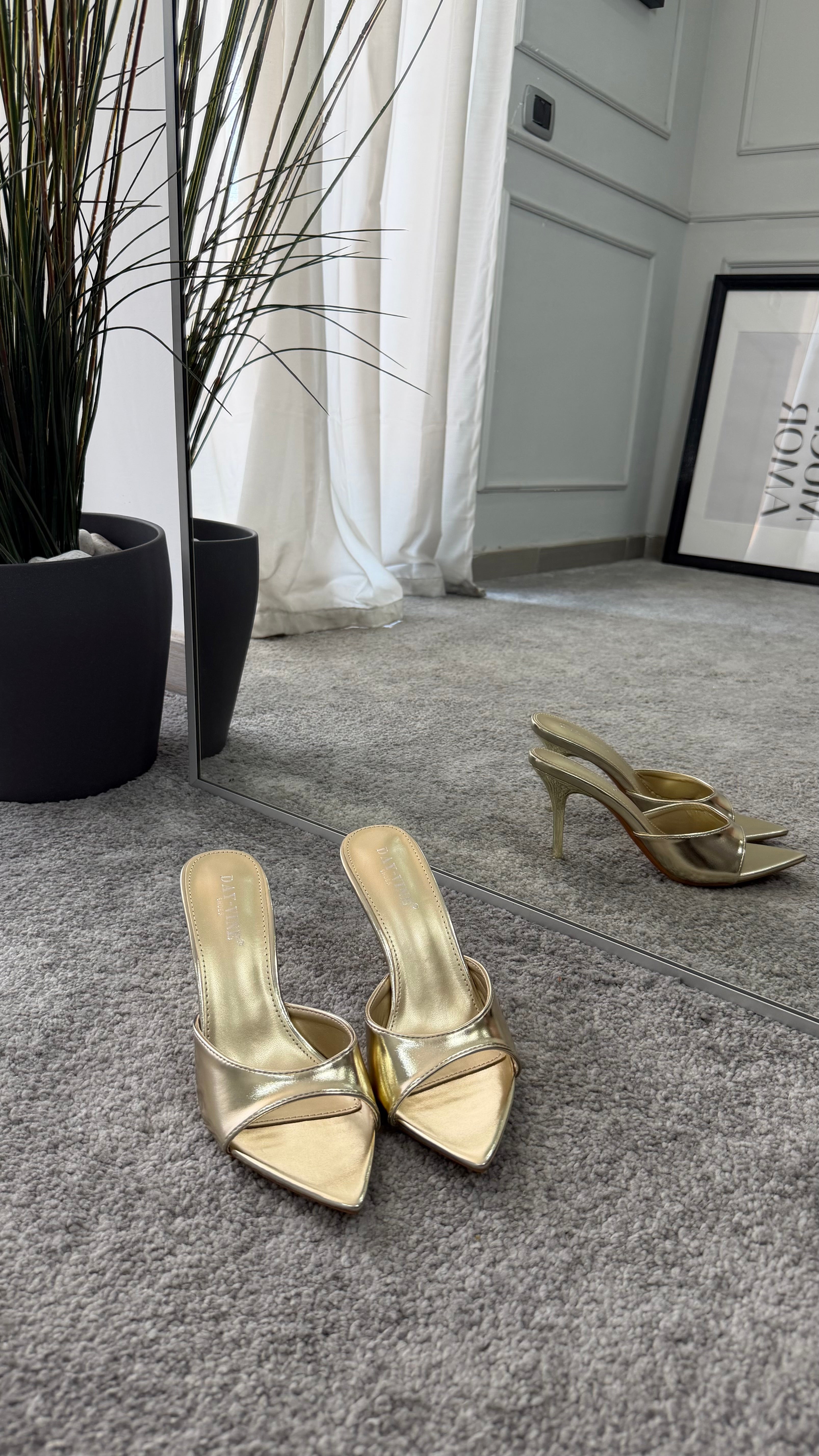 Mules punta gold