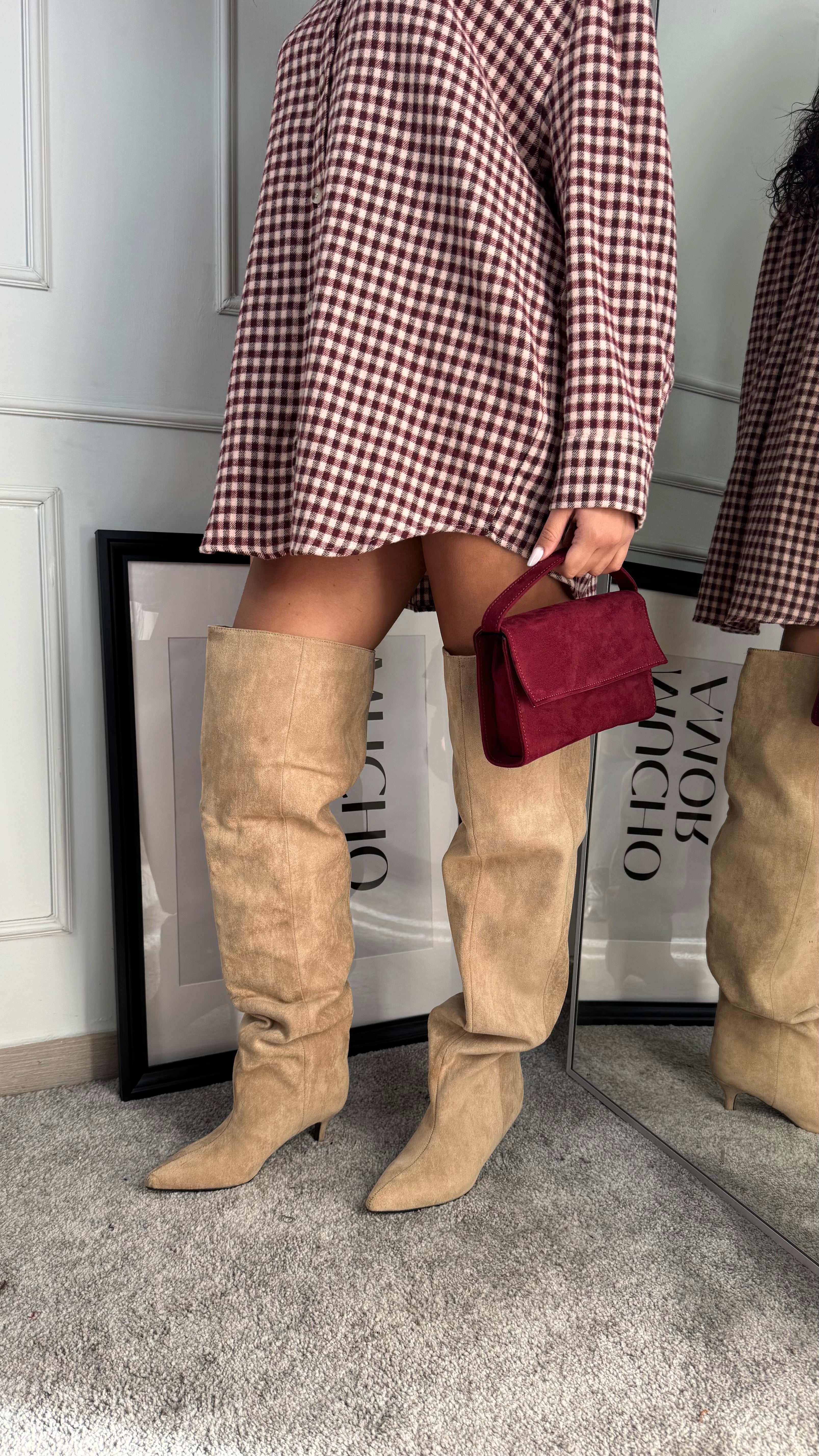 Maxi stivale scamosciato