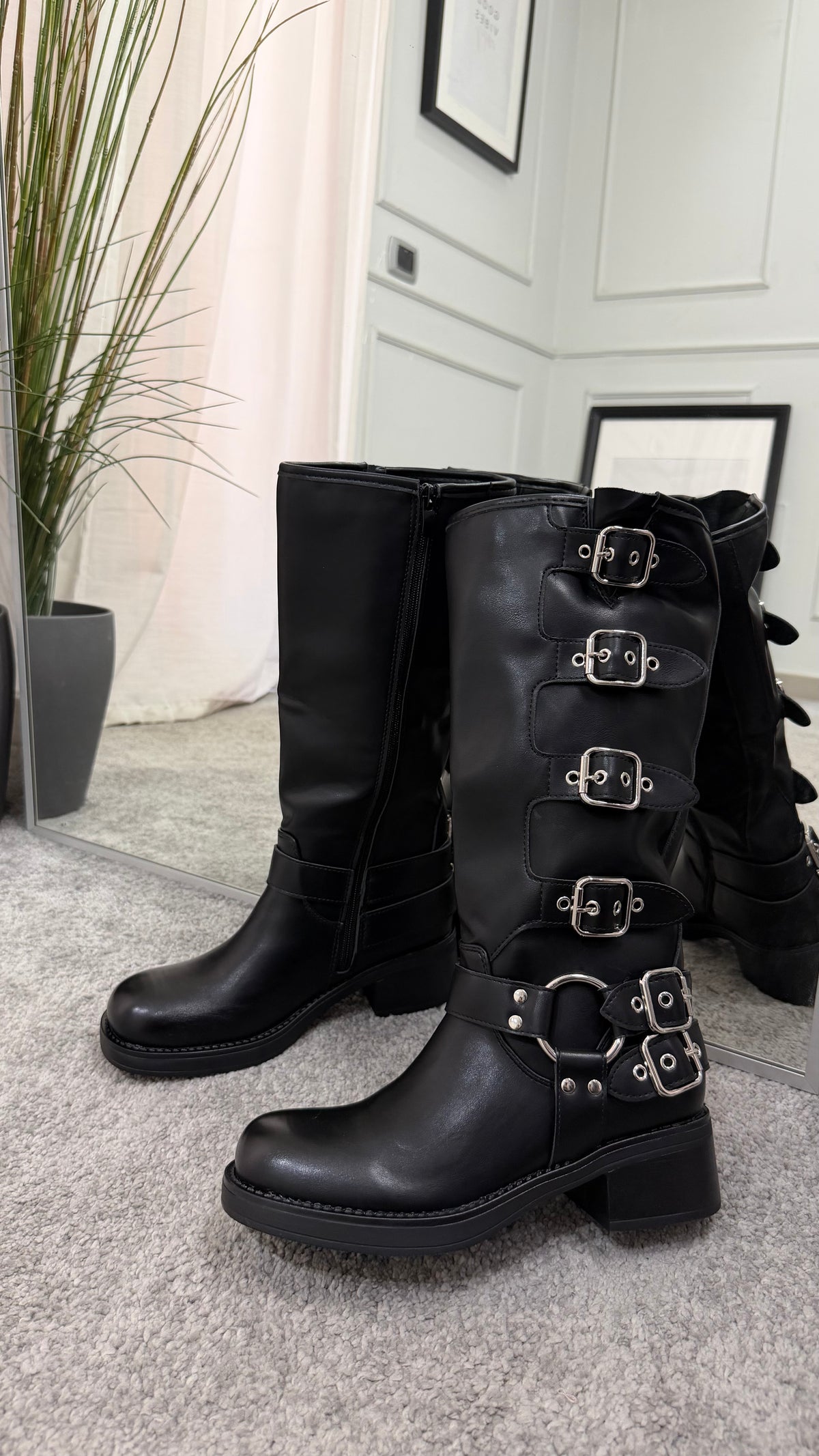 Stivale miu