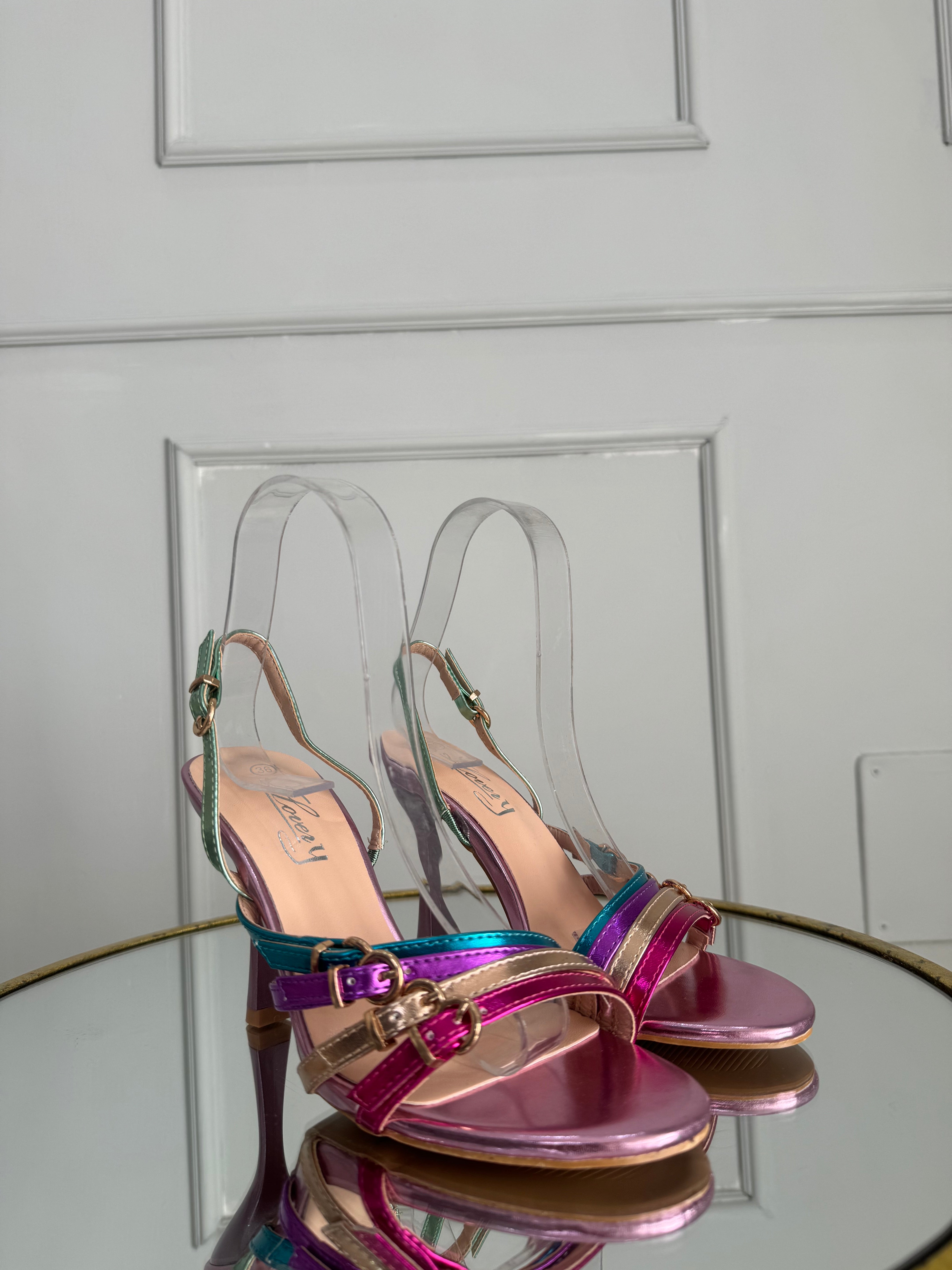 Sandalo multicolor con fibbie by Giel Store