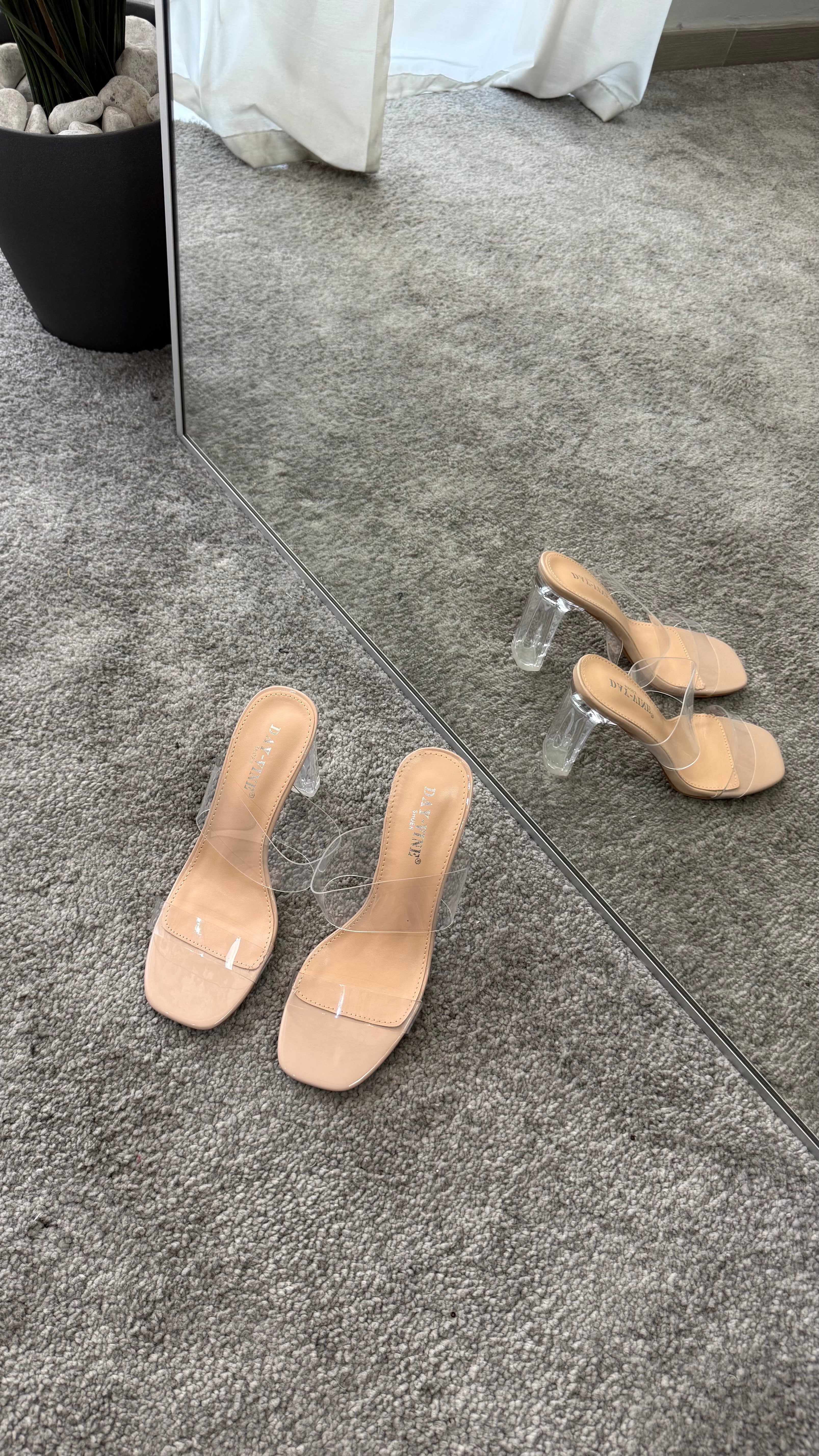 Sandalo trasparente by Giel Store