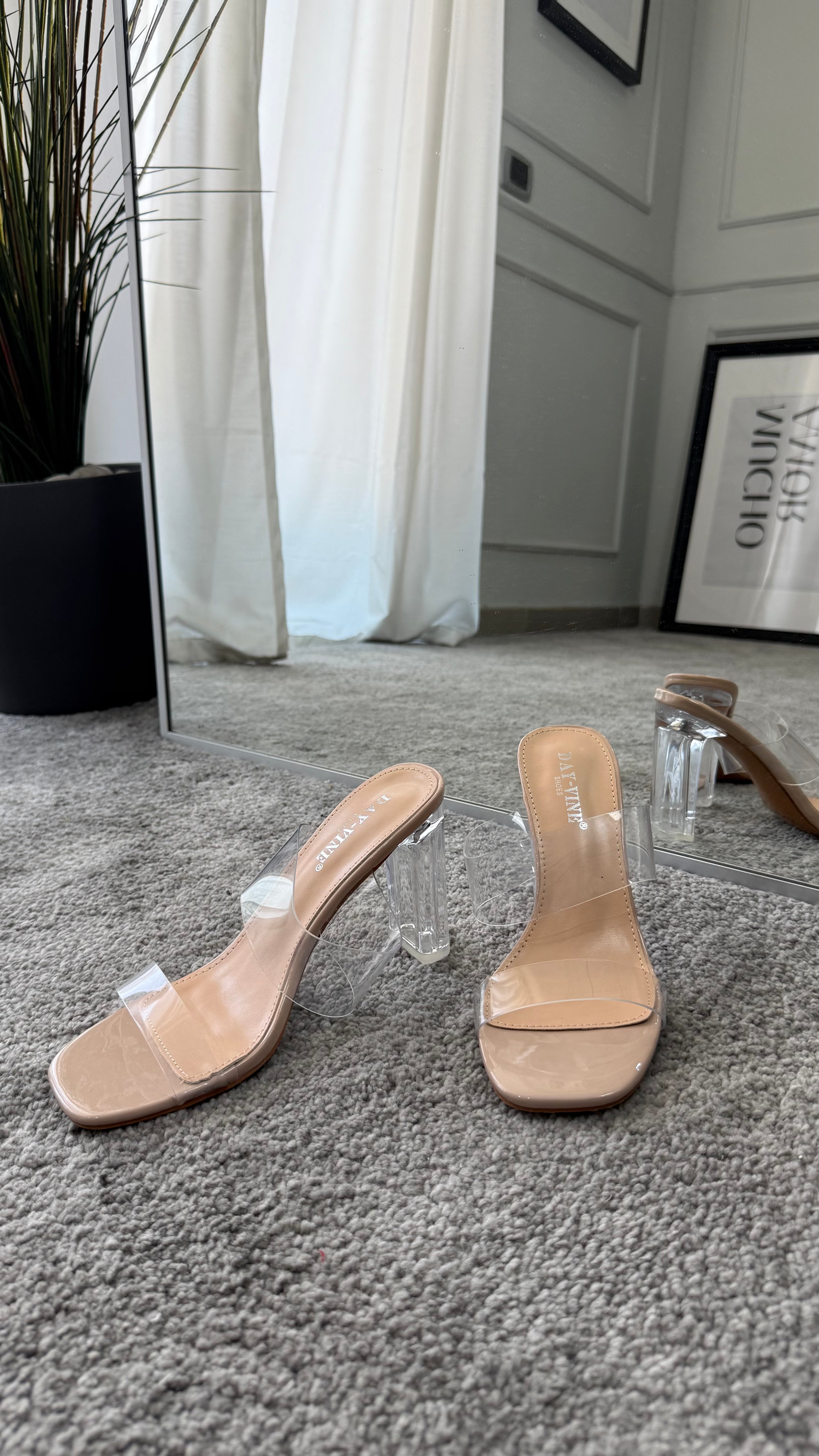 Sandalo trasparente by Giel Store