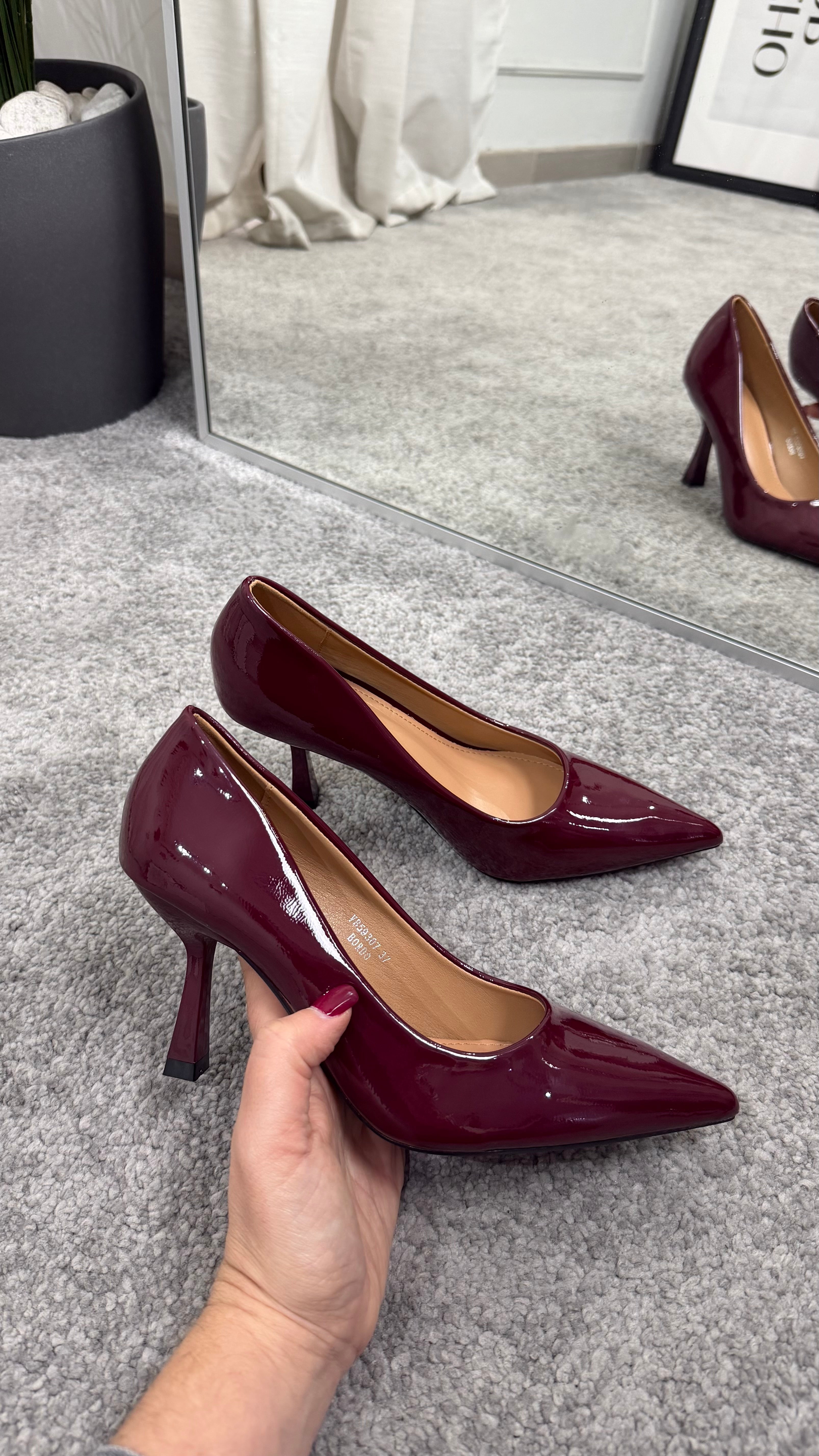 Décolleté vernice bordeaux