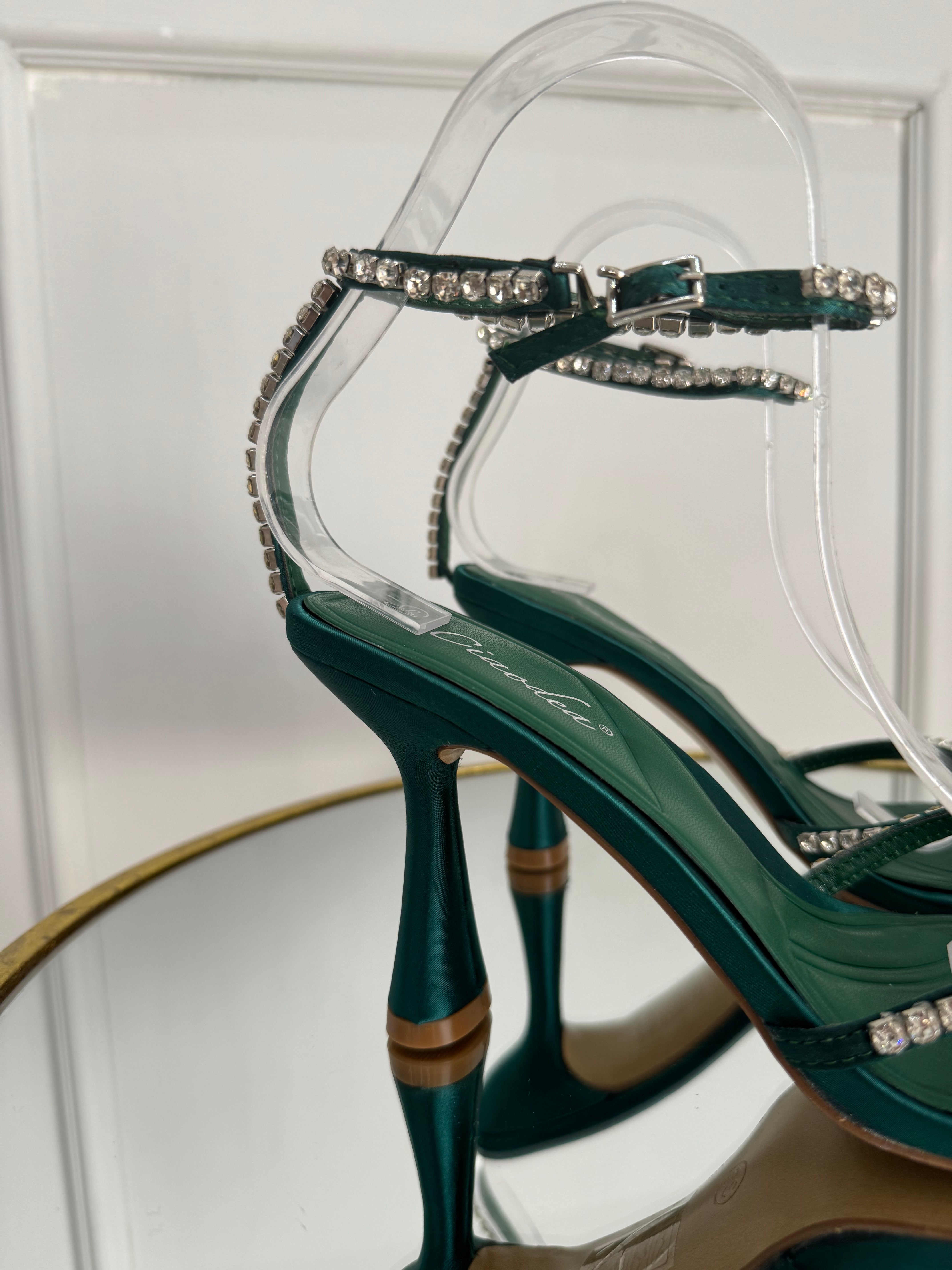 Sandalo green by Giel Store