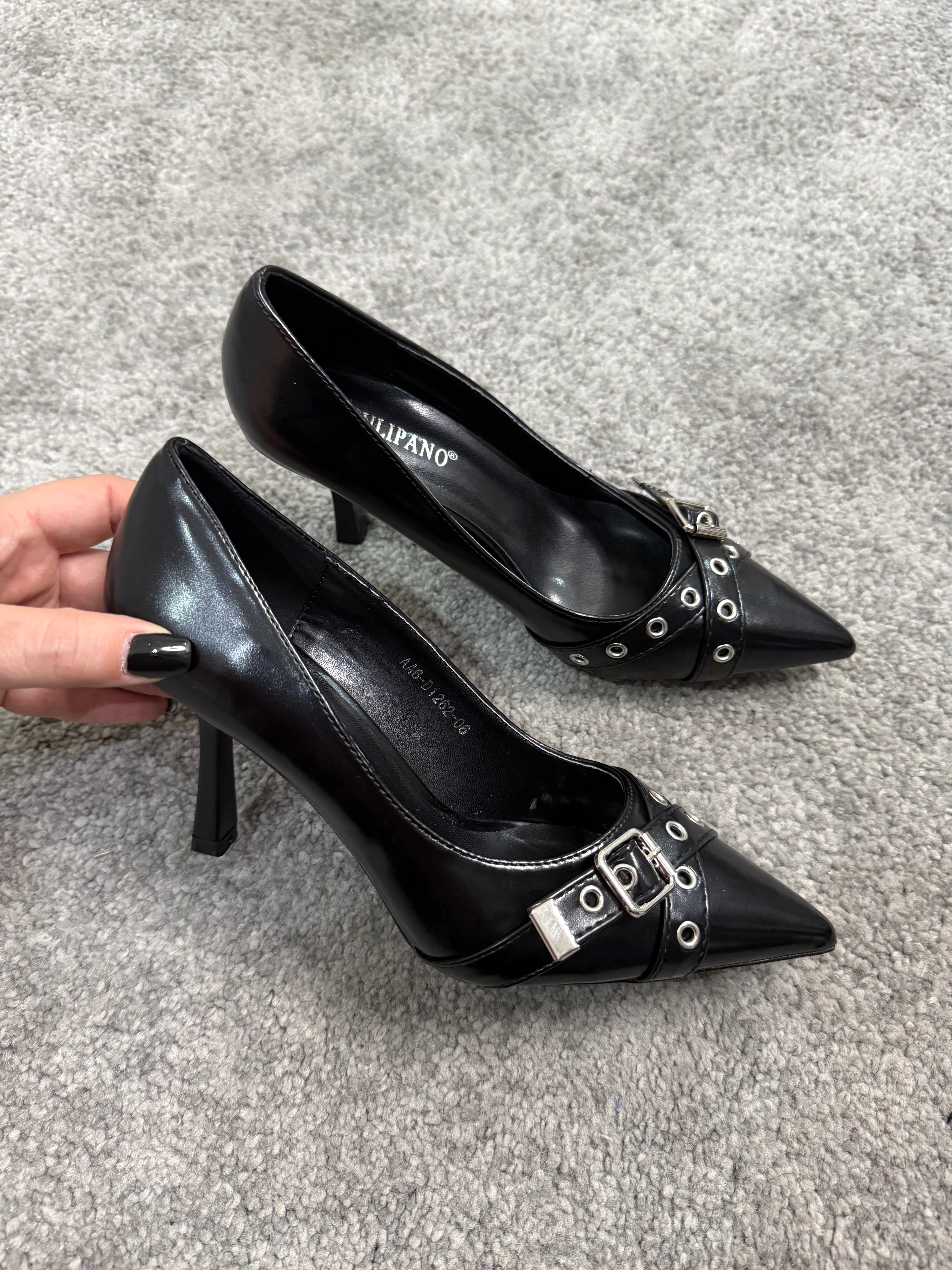 Décolleté rock by Giel Store