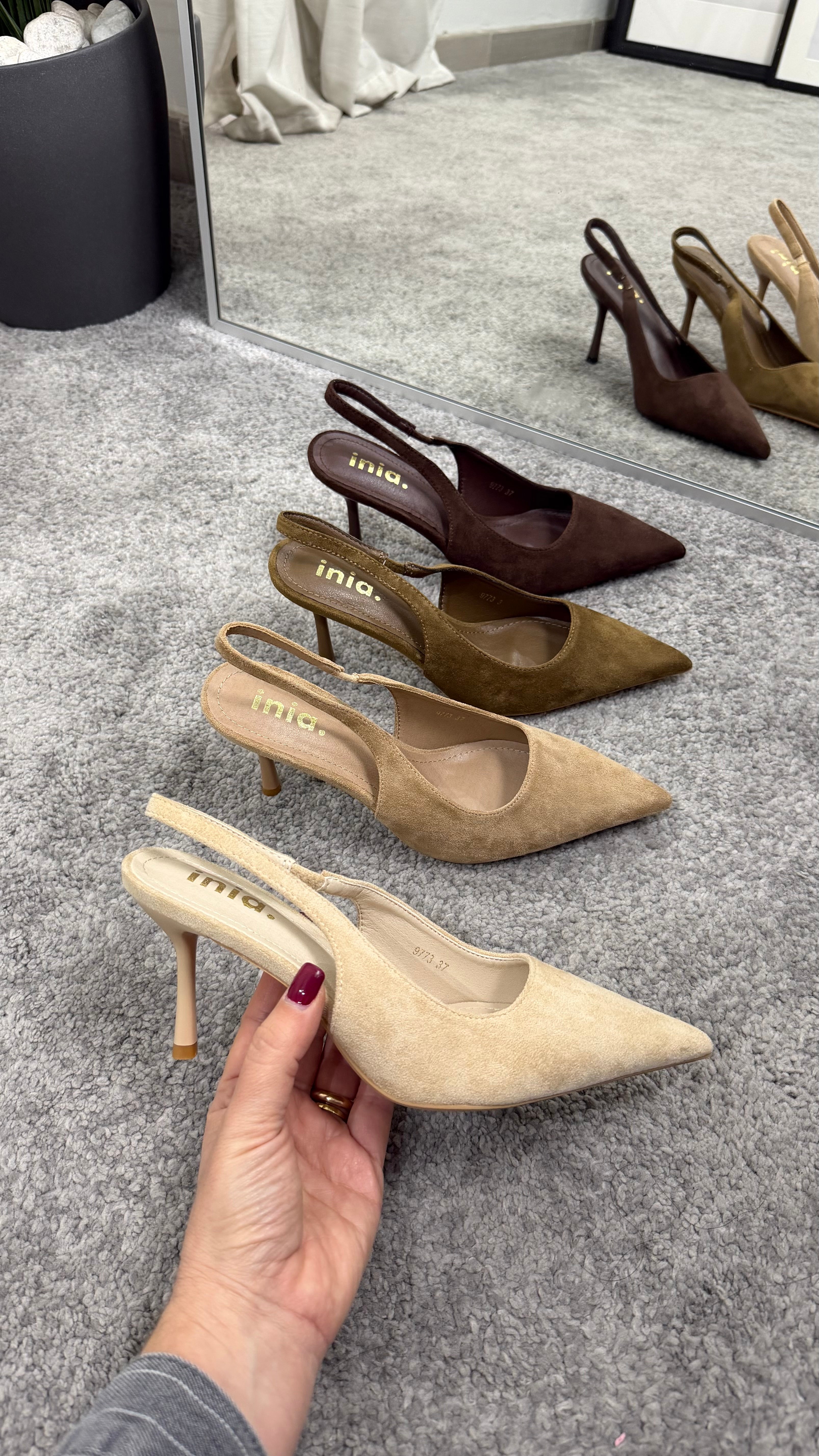 Slingback scamosciata 8cm