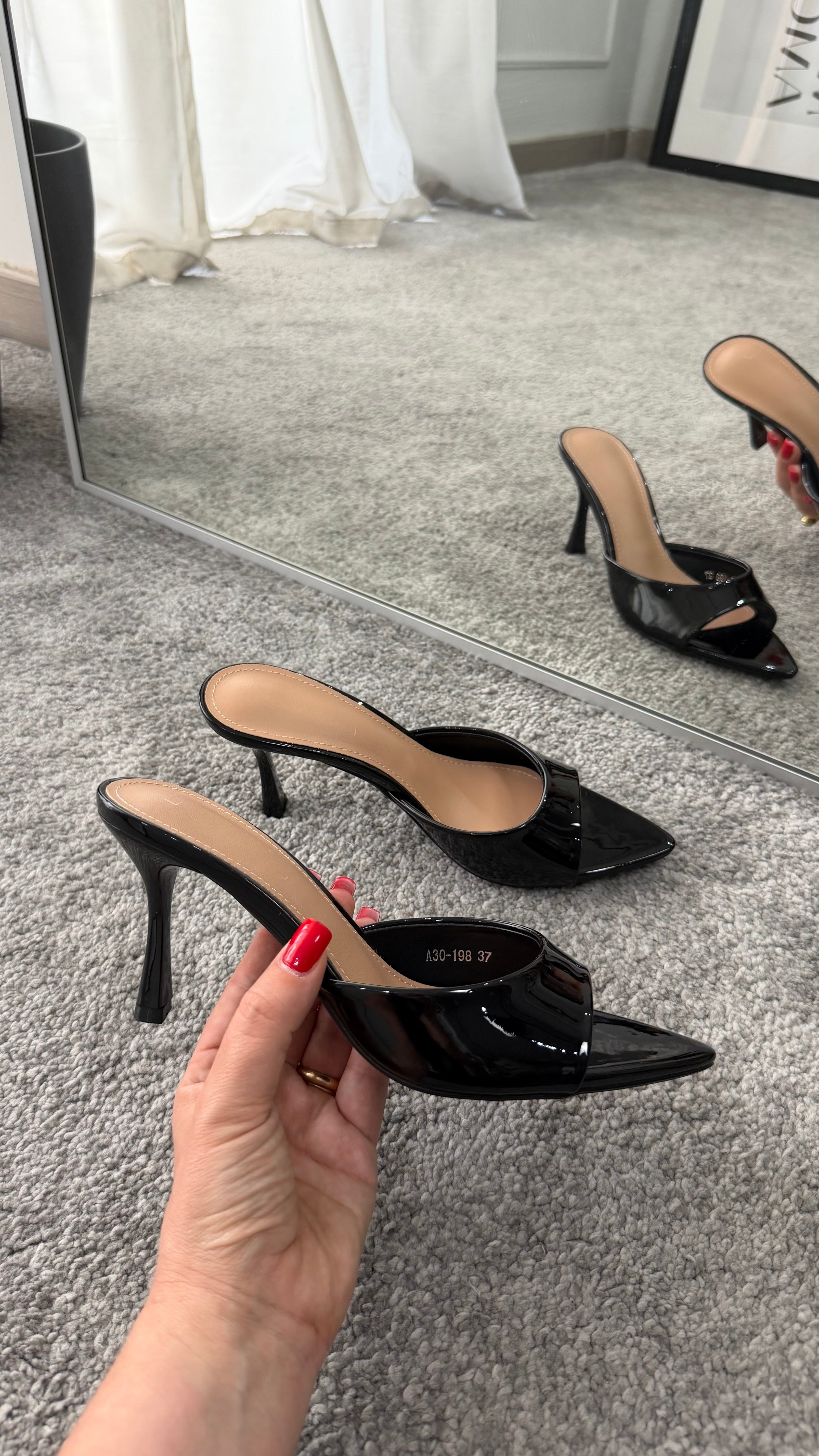 Mules vernice black